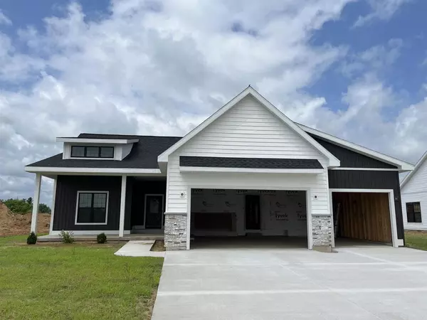 318 Willow Street, Pardeeville, WI 53954