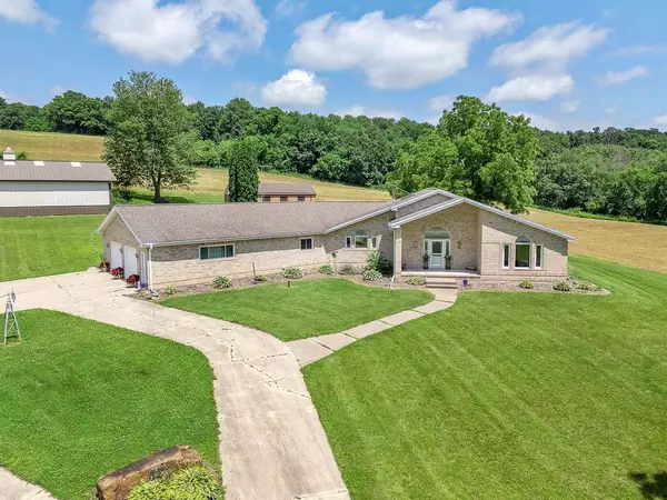 Baraboo, WI 53913,E9198 Terrytown Road