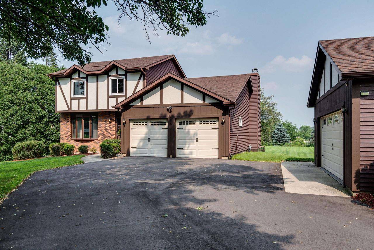 3768 Caribou Road, Verona, WI 53593