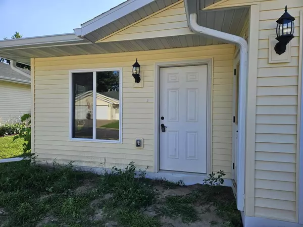 1155 Maple Street, Reedsburg, WI 53959