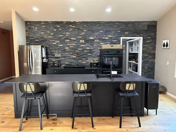 Baraboo, WI 53913,1260 Springbrook Drive