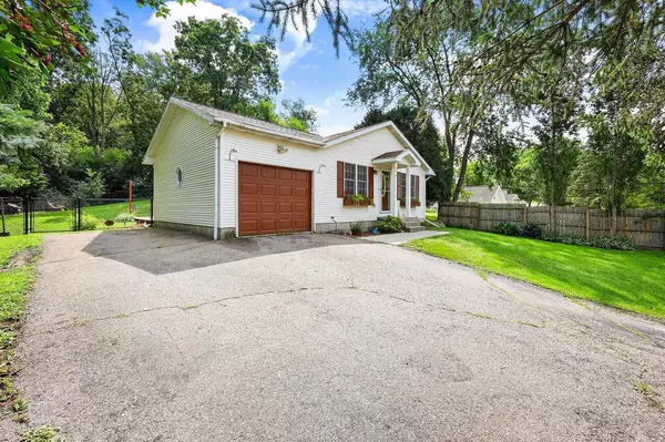 Baraboo, WI 53913,216 Washington Avenue