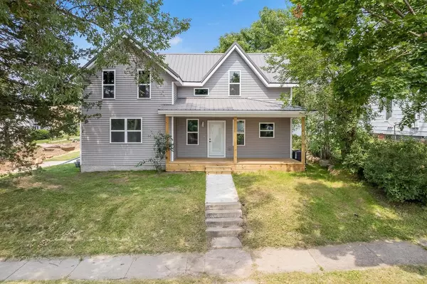 Baraboo, WI 53913,230 2nd Avenue