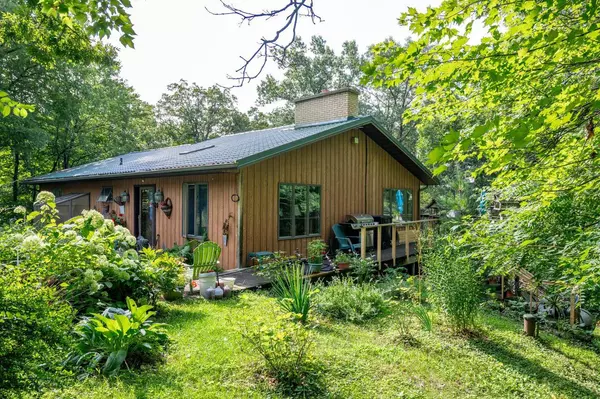 Elroy, WI 53929,W8601 Highway 82