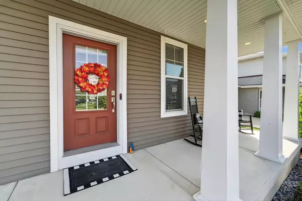 Madison, WI 53718,219 Breezy Grass Way