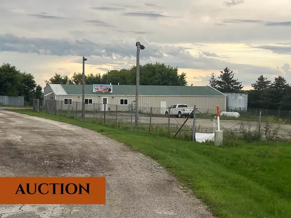 W1957 Highway 16, Ixonia, WI 53036