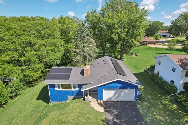 Mount Horeb, WI 53572,402 Blue View Drive