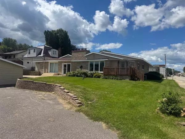 Kendall, WI 54638,204 E South Railroad Street