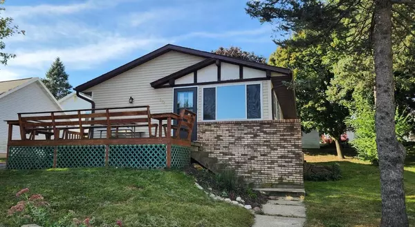 206 S Garfield Street, Barneveld, WI 53507