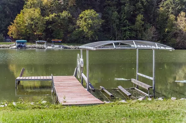 La Valle, WI 53941,S445 Warbler Court