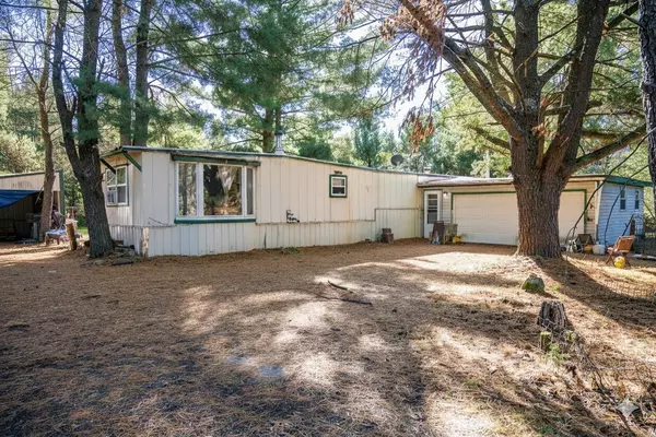 Necedah, WI 54646,N10430 Queens Way