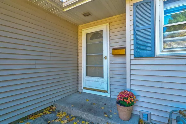 Madison, WI 53711,5517 Dorsett Drive