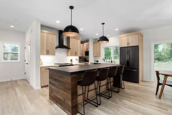 Madison, WI 53711,6106 Davenport Drive