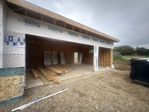 Deforest, WI 53532,4044 Royal View Drive