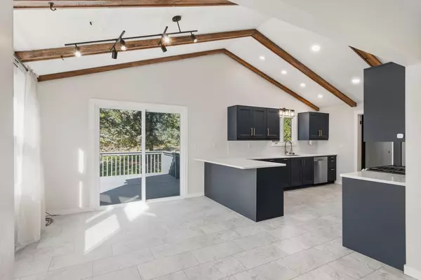 Beaver Dam, WI 53916,144 Wisconsin Street