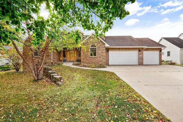 809 Chickadee Drive, Cambridge, WI 53523