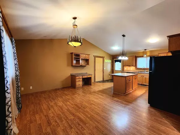 Warrens,warrens, WI 54666,245 Blossom Drive