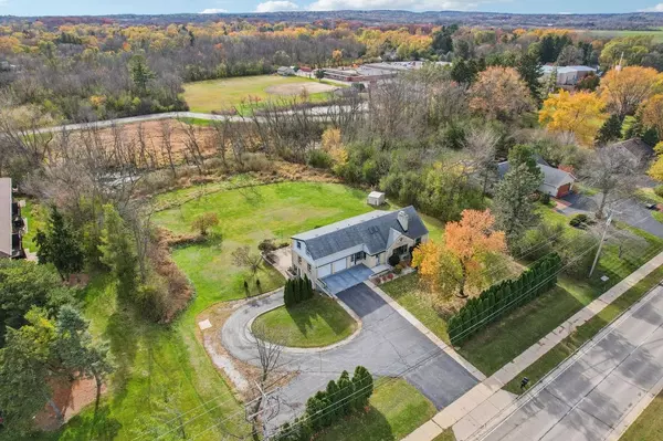 New Berlin, WI 53146,17303 W Greenfield Avenue