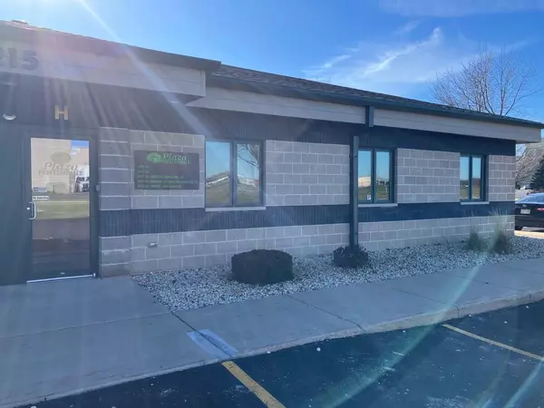 215 Corporate Drive #H, Beaver Dam, WI 53916
