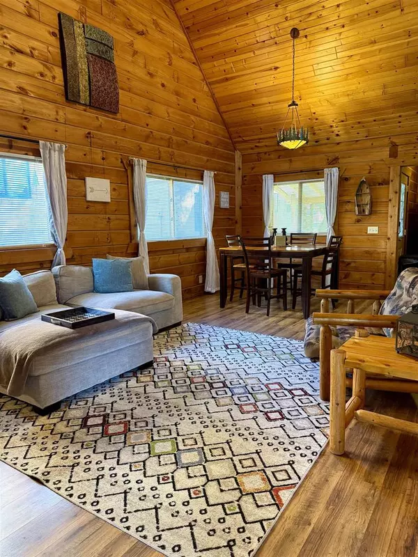 Warrens,warrens, WI 54666,714 Skatepark Court