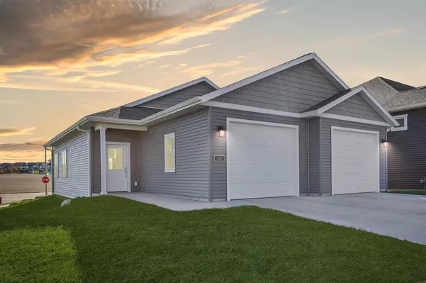 Oregon, WI 53575,1201 Tivoli Circle