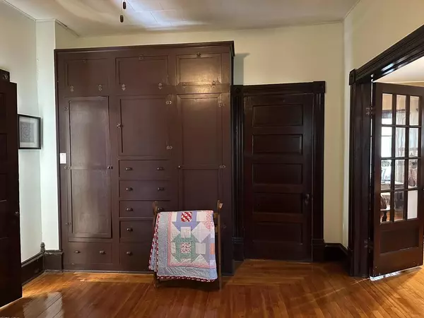 Necedah, WI 54646,412 S Main Street