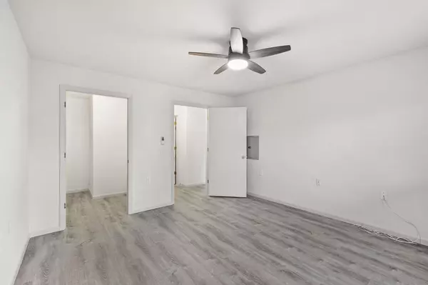 Madison, WI 53718,1625 Kings Mill Way #104