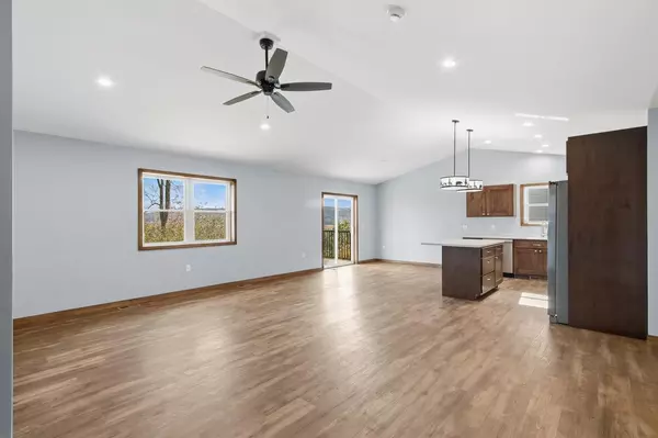 Baraboo, WI 53913,702 Roosevelt Street