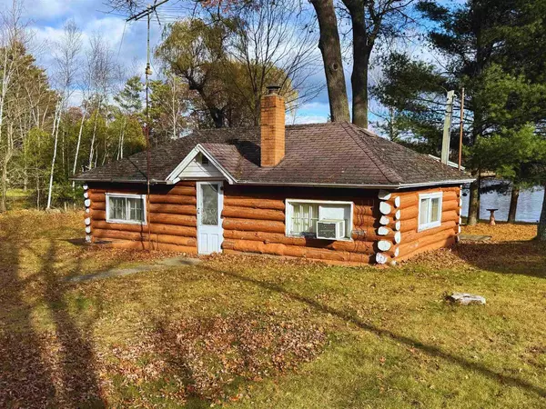 N3056 River Bend Drive, Peshtigo, WI 54157