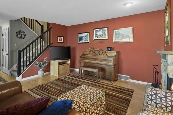 Madison, WI 53717,6 Bayberry Trail