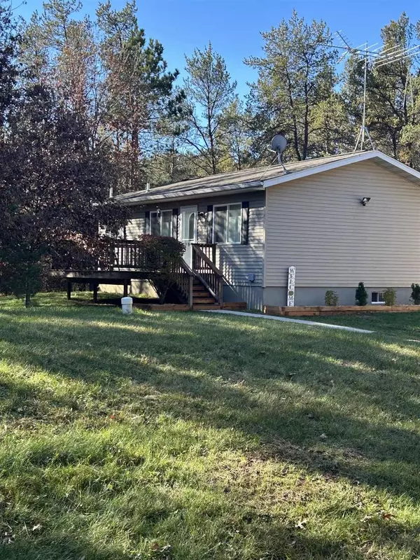 N8967 Raven Drive, New Lisbon, WI 53950