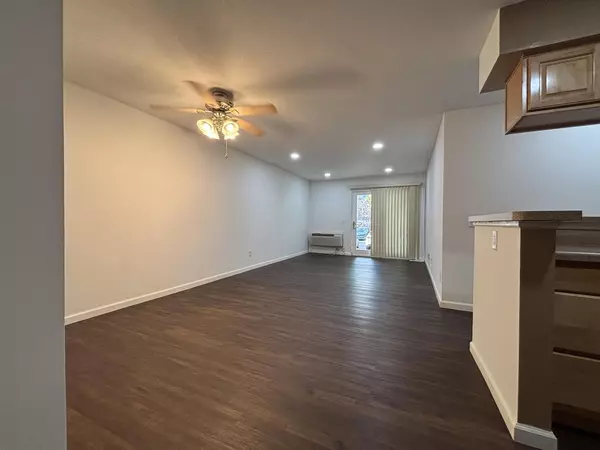 Madison, WI 53719,1140 Morraine View Drive #105