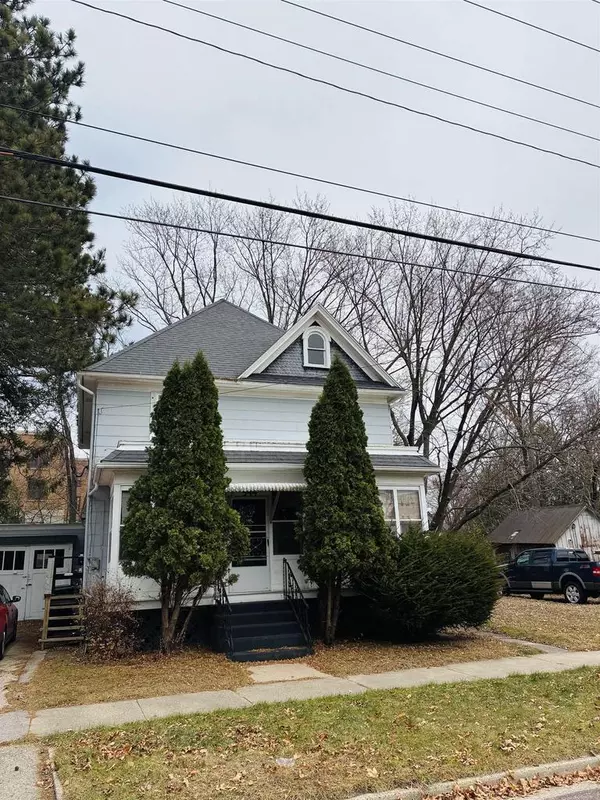 Reedsburg, WI 53959,544 N Walnut Street