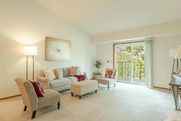 1032 S Sunnyvale Lane #F, Madison, WI 53713