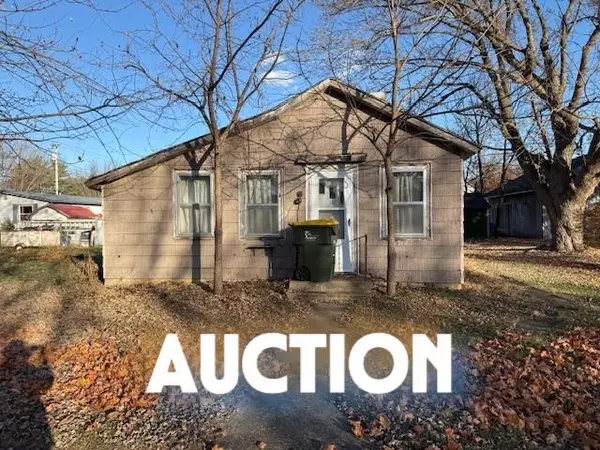 103 S 6th Street, Avoca, WI 53506