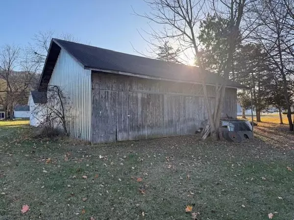 Avoca, WI 53506,103 S 6th Street