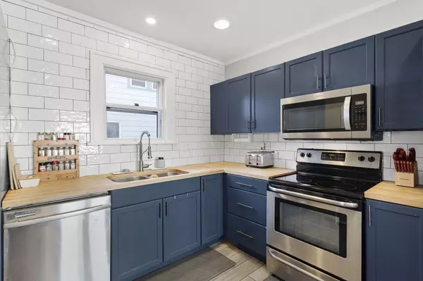 Beaver Dam, WI 53916,115 Cleveland Street