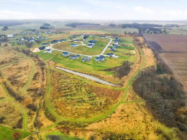 Lot 72 Drumlin Creek Court, Columbus, WI 53925