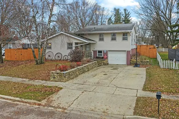 Reedsburg, WI 53959,610 Crimson Court