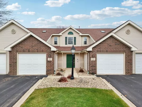 Waunakee, WI 53597,275 Kearney Way