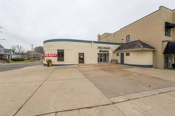 Monroe, WI 53566,904 17th Avenue