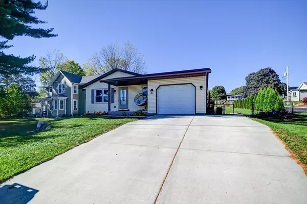 Deforest, WI 53532,400 Market Street