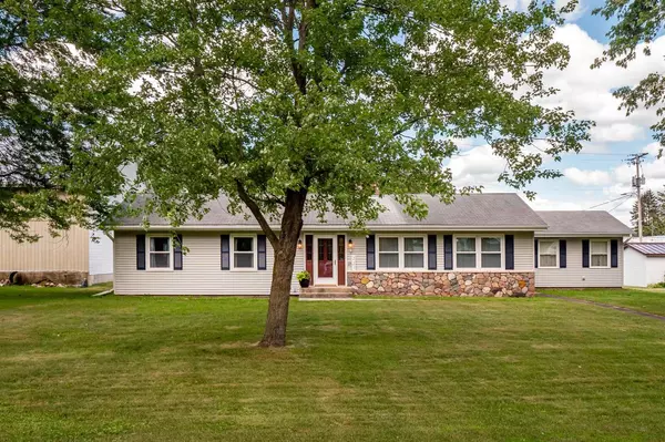 227 BLAINE STREET, Almond, WI 54909