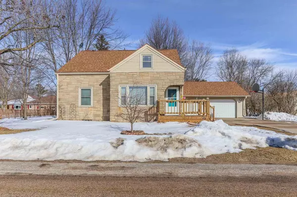 1164 COUNTY ROAD D, Almond, WI 54909