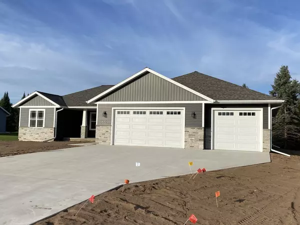 Plover, WI 54467,830 TORREY PINES WAY