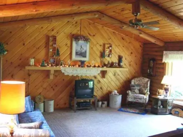 Tomahawk, WI 54487,N10183 S BAY DRIVE