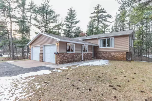 2621 BRANWOOD DRIVE, Wisconsin Rapids, WI 54494