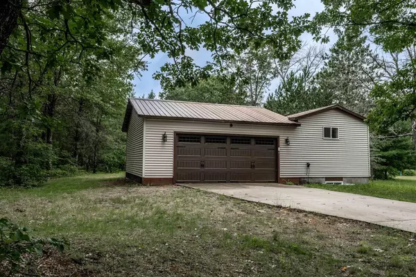 235 15TH AVENUE, Nekoosa, WI 54457