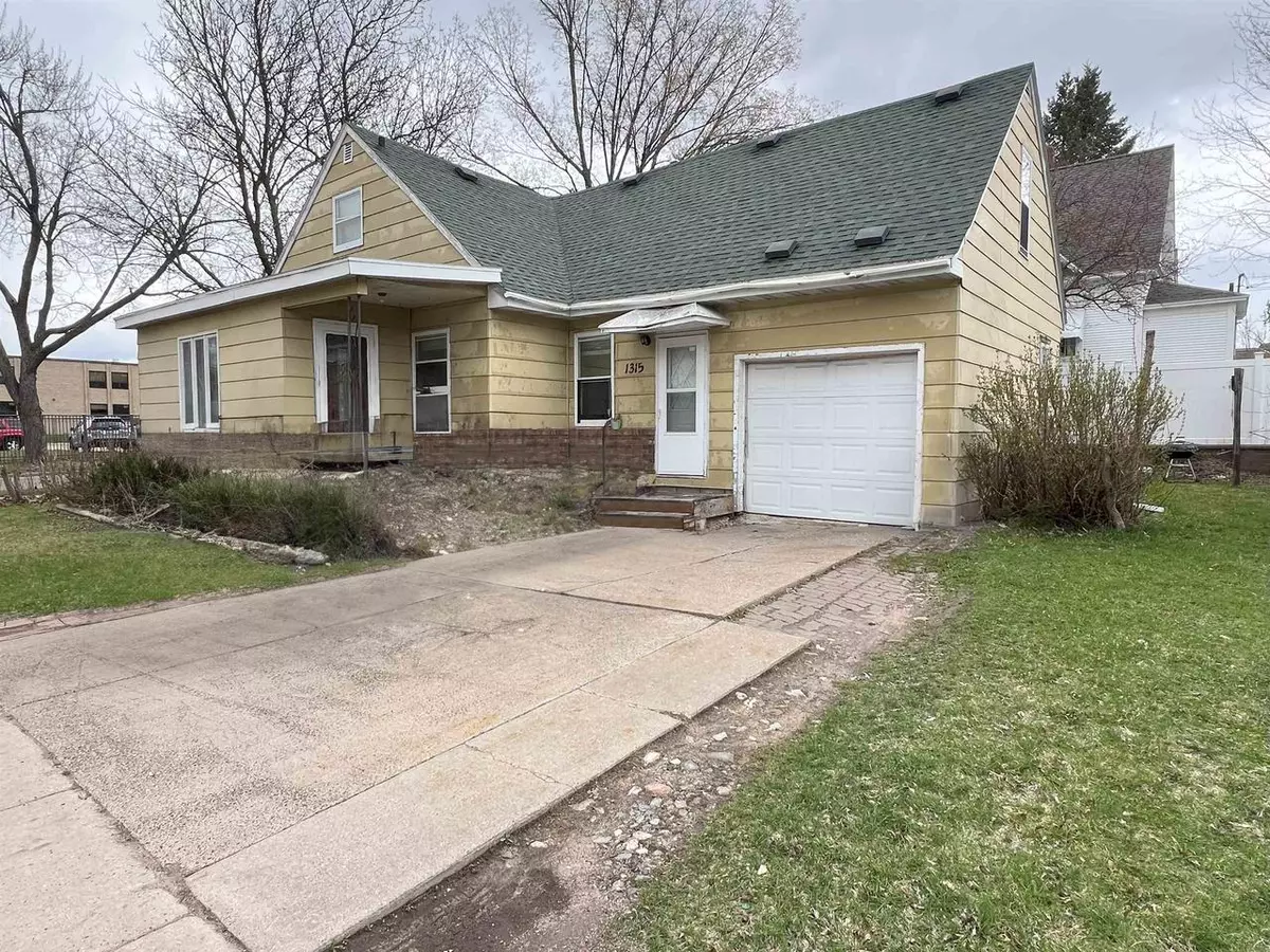 Wausau, WI 54403,1315 N 5TH STREET