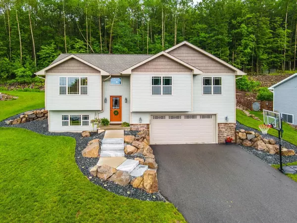 213 S 66TH AVENUE,  Wausau,  WI 54401